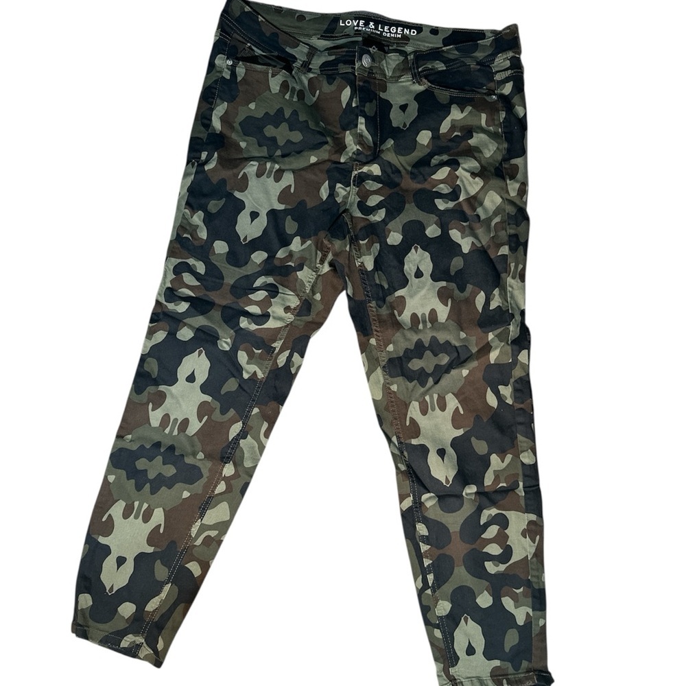Love & Legend Camouflage Pants